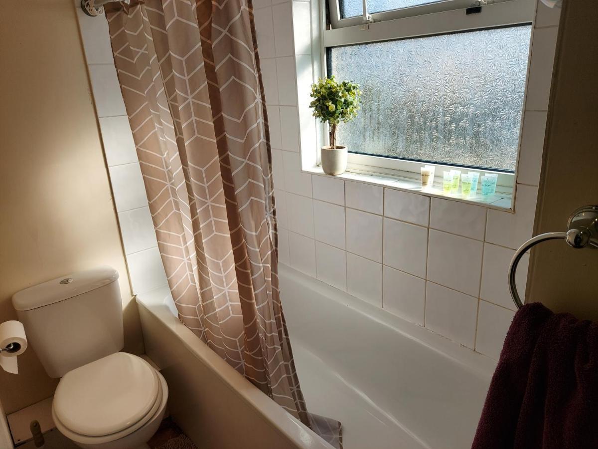 צ'אטהם Cedar Villa - Perfect For Longer Stays מראה חיצוני תמונה